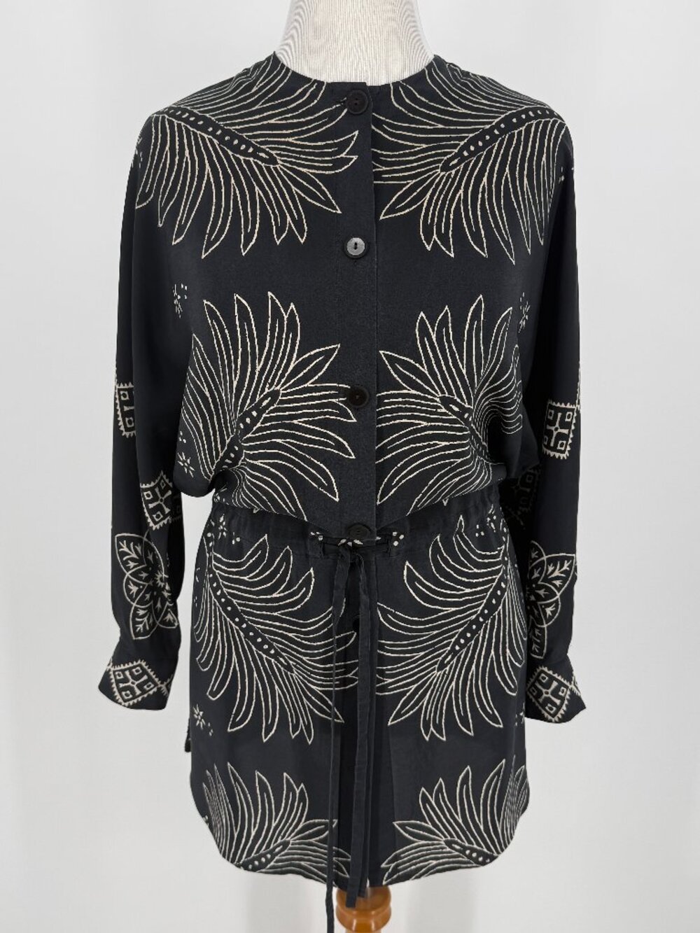 Linda Allard Ellen Tracy 100% Silk Graphic Tunic Top 6
